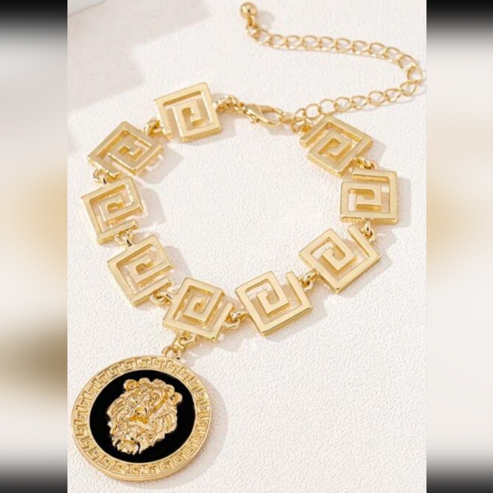 Lion Head: Bracelet, Necklace, Earrings Set NEW - Picture 7 of 8